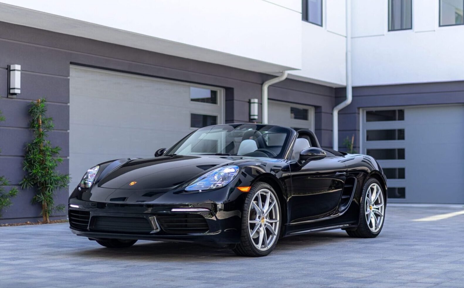 Porsche 718 Boxster Luxury Car Rental in Orange County and Southern California